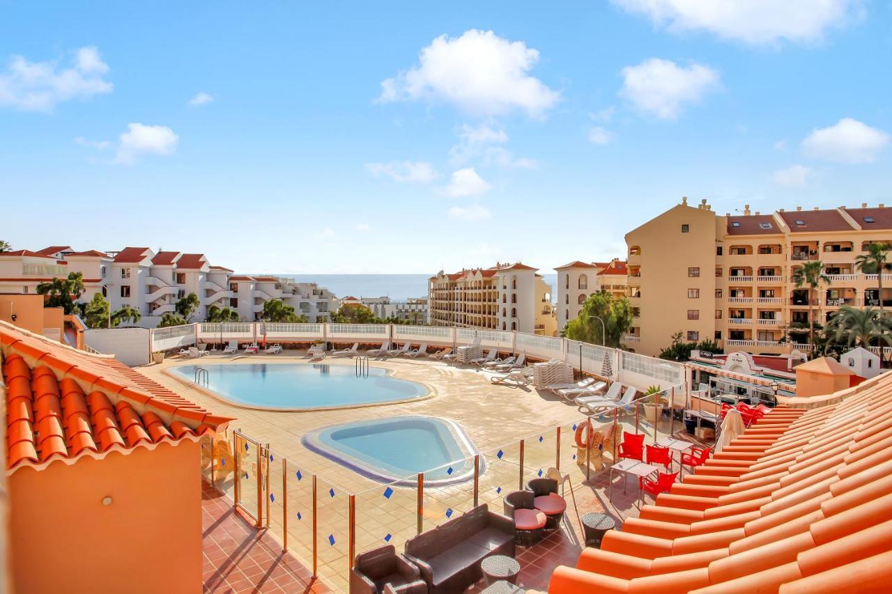 Top Floor, Sea View, Huge Terrace, Heated Pool, Garage Los Cristianos  Zewnętrze zdjęcie