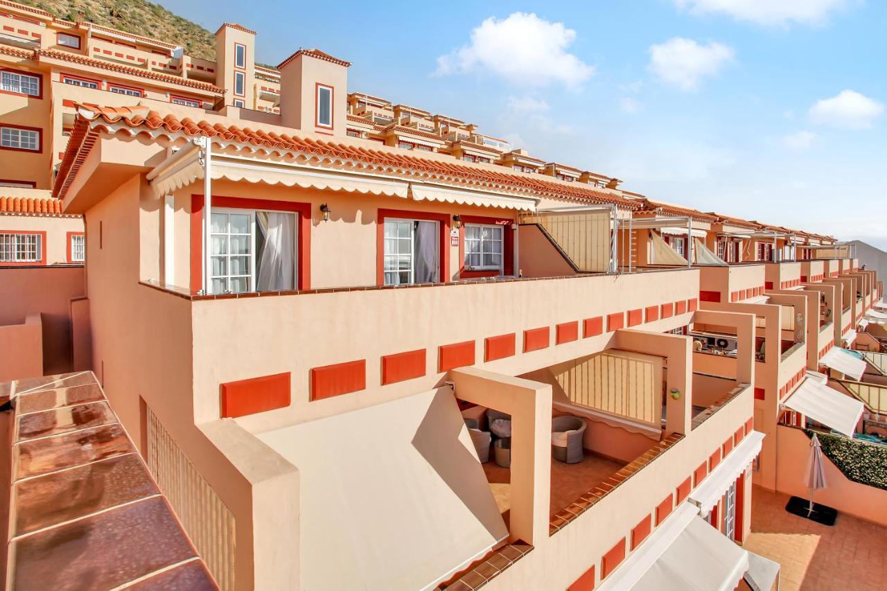 Top Floor, Sea View, Huge Terrace, Heated Pool, Garage Los Cristianos  Zewnętrze zdjęcie