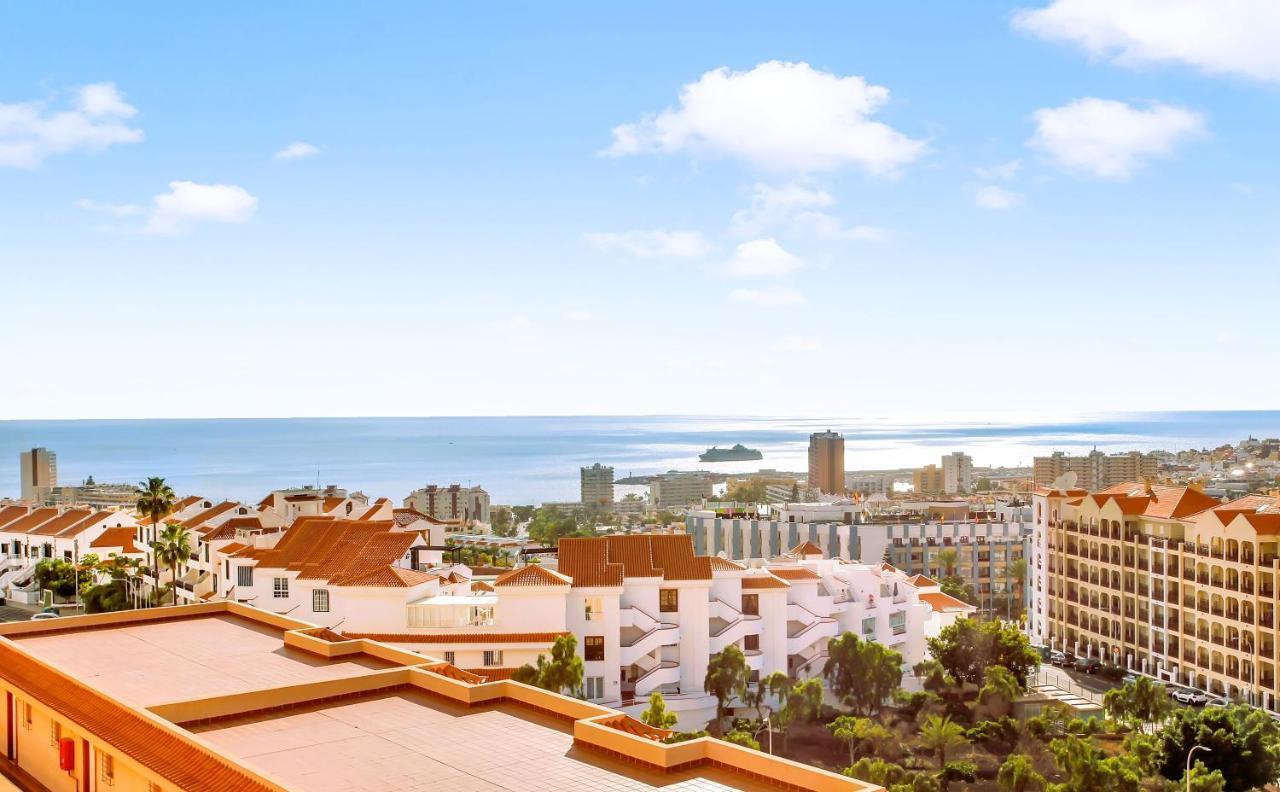 Top Floor, Sea View, Huge Terrace, Heated Pool, Garage Los Cristianos  Zewnętrze zdjęcie
